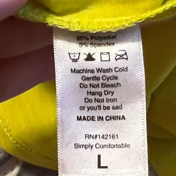 LuLaRoe Yellow Short Sleeve Relaxed Tee - Picture 5 of 5